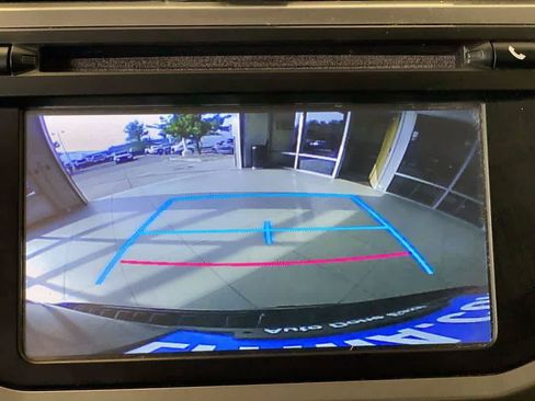 Used 2017 Toyota 4Runner Limited AWD/4WD image 19