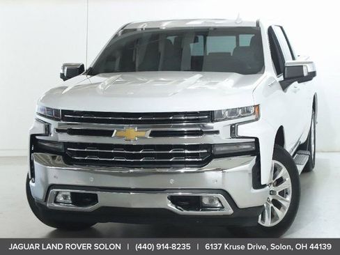 Used 2022 Chevrolet Silverado 1500 LTZ image 3