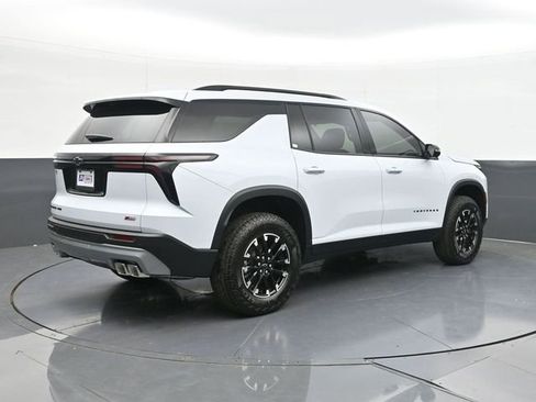 New 2026 Chevrolet Traverse Z71 w/ Driver Confidence Package AWD/4WD image 13