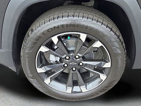 New 2026 Chevrolet Equinox RS w/ Convenience Package III FWD image 9