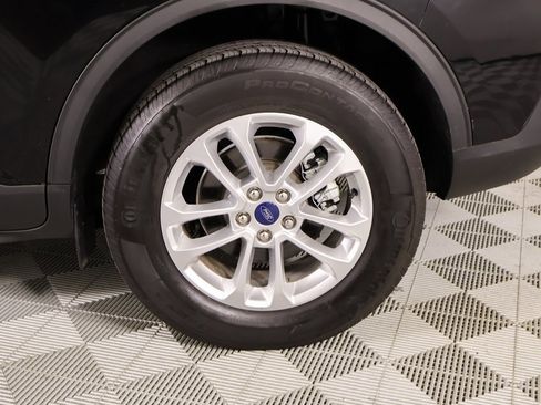 Used 2022 Ford Escape SE image 17