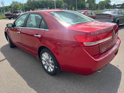 Used 2010 Lincoln MKZ FWD image 7