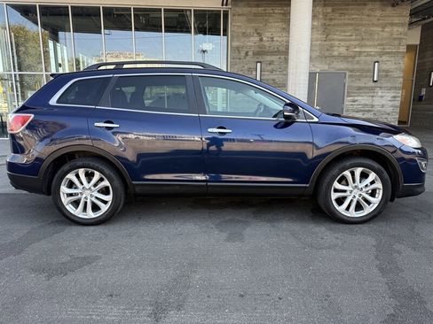Used 2012 MAZDA CX-9 Grand Touring w/ Moonroof & Bose Audio Pkg image 8