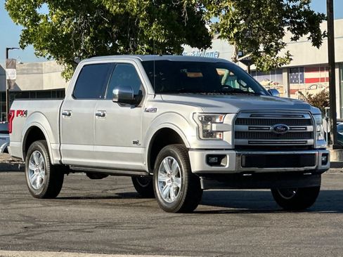 Used 2017 Ford F150 Platinum w/ Equipment Group 701A Luxury AWD/4WD image 9