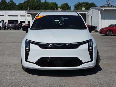 New 2027 Chrysler Pacifica Select FWD image 2