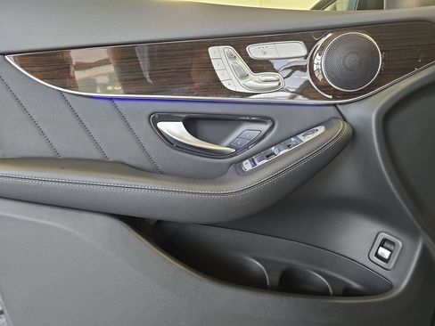 Certified 2022 Mercedes-Benz GLC 300 w/ AMG Line image 31