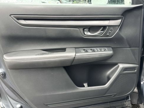 Used 2025 Honda CR-V Sport-L image 22