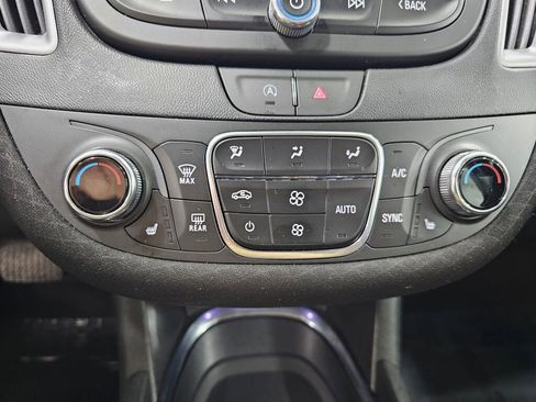 Used 2024 Chevrolet Malibu LT FWD image 21