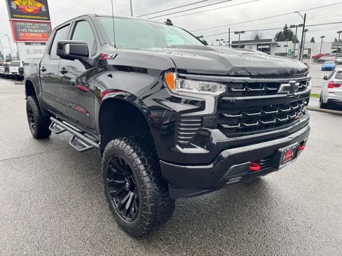 Used 2022 Chevrolet Silverado 1500 LT Trail Boss w/ LT Trail Boss Premium Package image 8