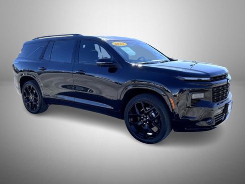 Certified 2024 Chevrolet Traverse RS w/ LPO, Floor Liner Package image 3