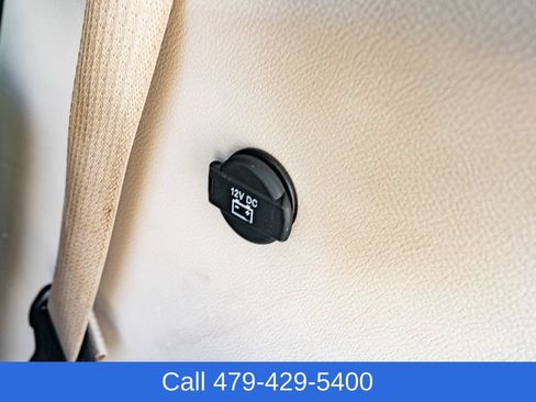 Used 2023 Chrysler Pacifica Touring-L FWD image 39