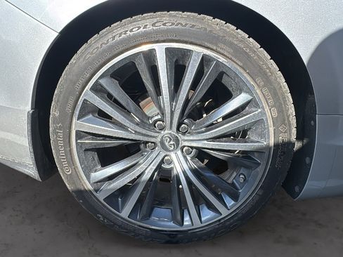 Used 2017 INFINITI Q60 3.0t w/ Premium Plus Package 3.0T RWD image 18