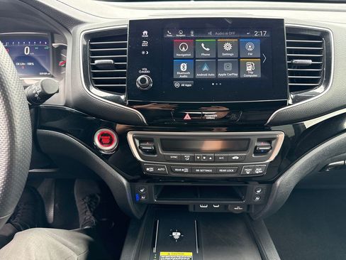 Certified 2024 Honda Passport Black Edition image 31