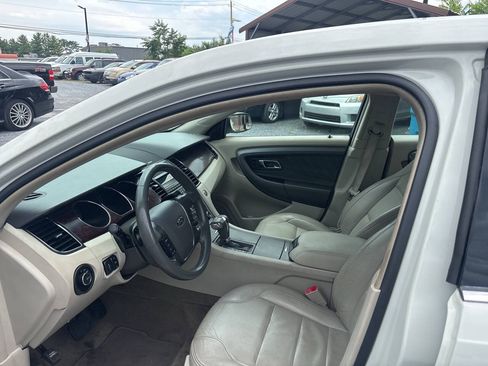 Used 2011 Ford Taurus SEL w/ 202A Rapid Spec Order Code FWD image 12