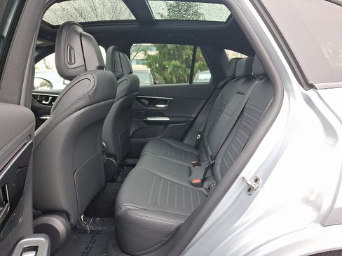 New 2026 Mercedes-Benz GLC 300 4MATIC image 8