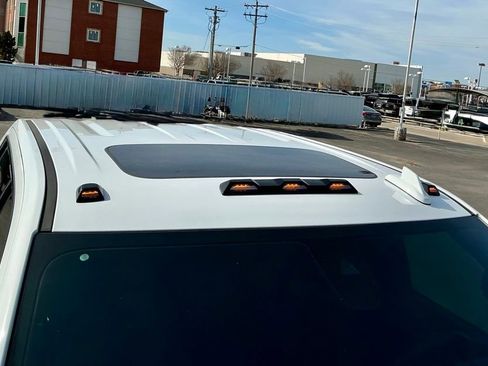 Used 2022 GMC Sierra 2500 AT4 w/ AT4 Premium Plus Package image 12