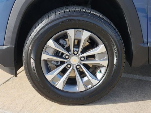 New 2026 Chevrolet Equinox LT w/ Safety and Technology Package FWD image 8