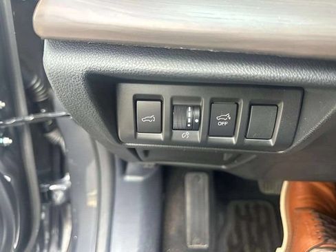 Used 2022 Subaru Outback Limited AWD/4WD image 9
