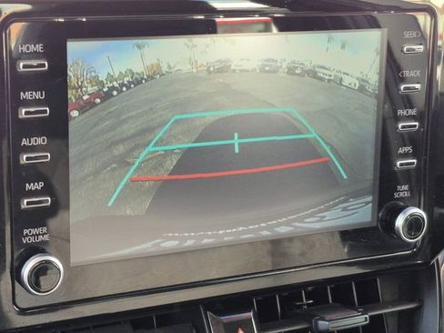 Used 2020 Toyota Corolla LE image 13