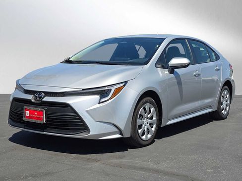 Certified 2026 Toyota Corolla LE FWD image 7