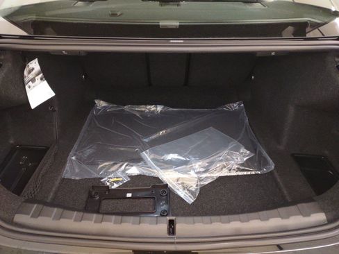 Used 2024 BMW 330i Sedan w/ Convenience Package image 24