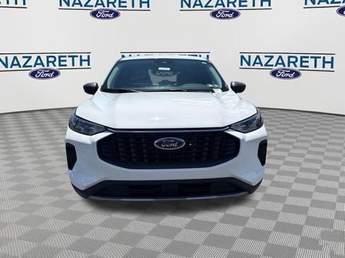 Used 2023 Ford Escape Active w/ Tech Pack #1 AWD/4WD image 2
