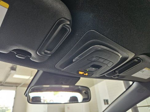 Used 2023 Toyota Corolla SE FWD image 21