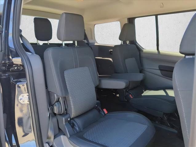 Used 2023 Ford Transit Connect XLT FWD image 19