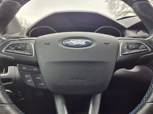 Used 2016 Ford Focus RS image 17