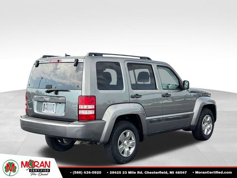 Used 2012 Jeep Liberty Sport w/ Popular Equipment Group AWD/4WD image 5