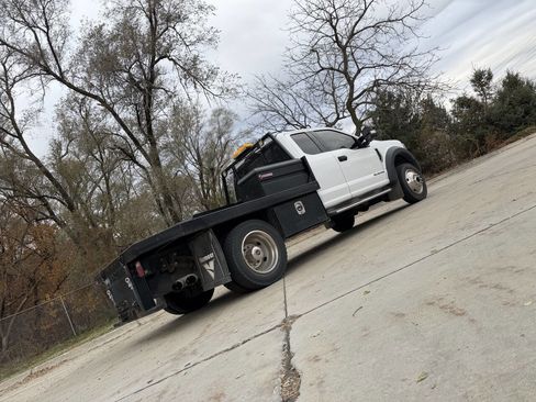 Used 2019 Ford F550 4X4 4dr SuperCab 167.9 191.9 i image 3