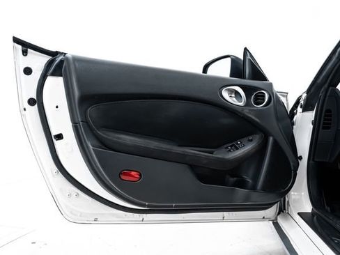 Used 2016 Nissan 370Z Bagged Show Car with Many image 20