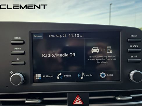 Certified 2025 Hyundai Elantra SE FWD image 23