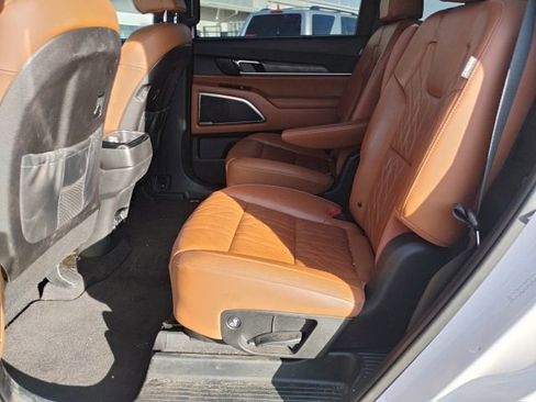 Used 2024 Kia Telluride SX Prestige X-Pro image 7
