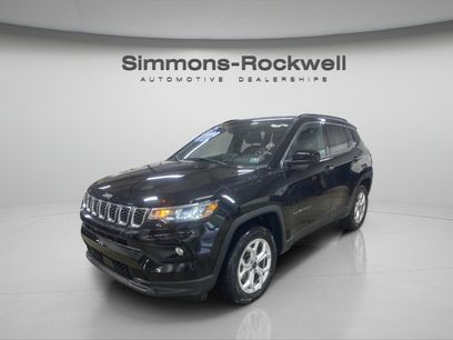 Used 2025 Jeep Compass Latitude