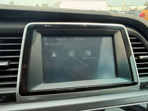 Used 2019 Hyundai Sonata SE FWD image 12