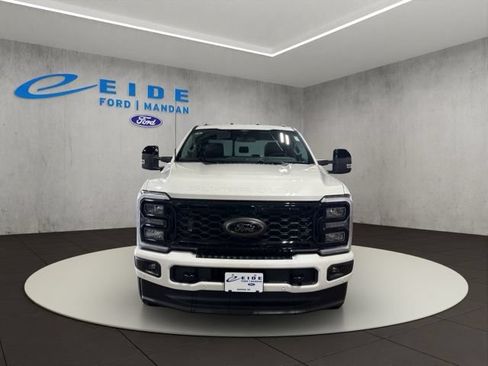 New 2026 Ford F250 Lariat w/ Black Appearance Package AWD/4WD image 7
