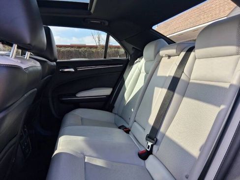 Used 2019 Chrysler 300 S w/ 300S Premium Group 2 image 15