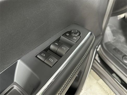 New 2025 GMC Acadia Elevation w/ Elevation Premium Package image 24