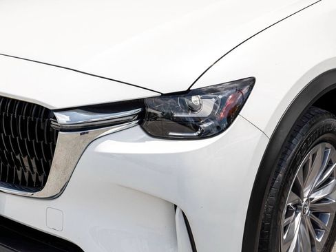 Used 2024 MAZDA CX-90 Plug-In Hybrid w/ Preferred AWD/4WD image 34