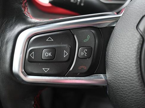 Used 2021 Jeep Gladiator Rubicon w/ Cold Weather Group AWD/4WD image 37