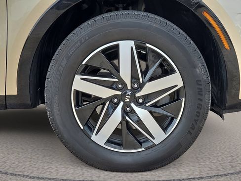Used 2021 Kia Sorento EX AWD/4WD image 8