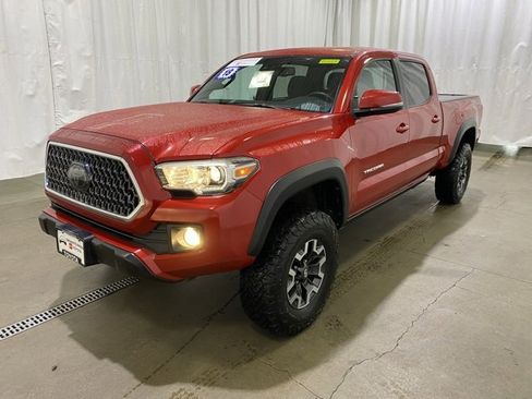 Certified 2018 Toyota Tacoma TRD Off-Road image 7