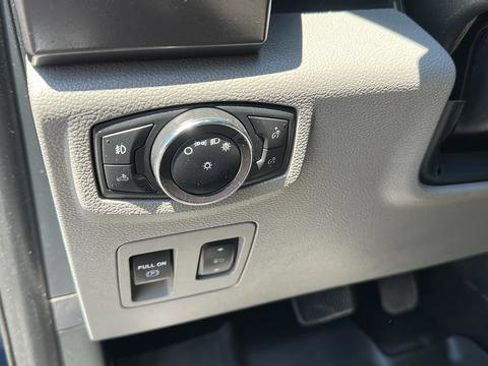 Used 2018 Ford F150 XLT w/ Equipment Group 302A Luxury AWD/4WD image 21