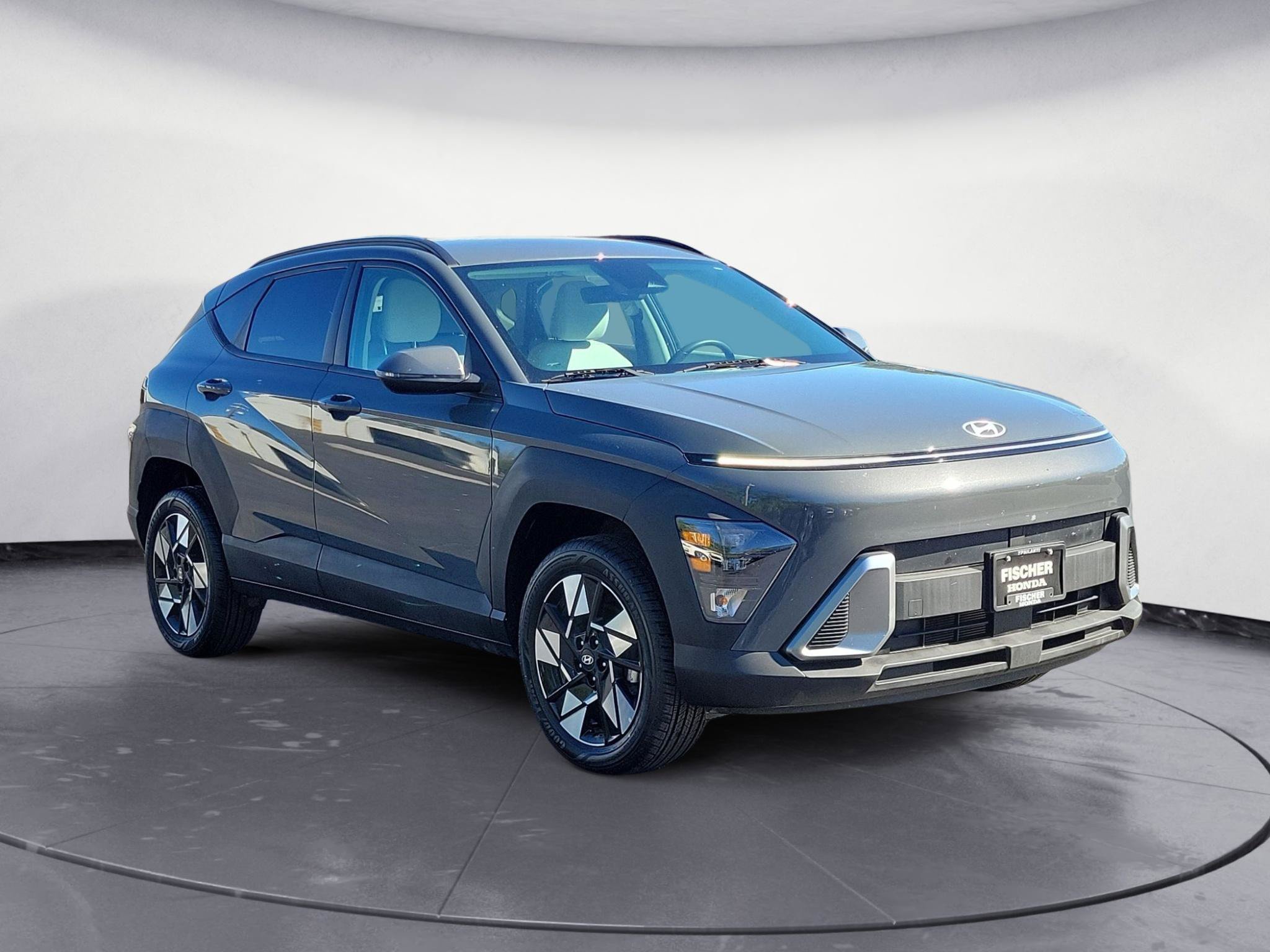 Used 2025 Hyundai Kona SEL AWD/4WD image 2