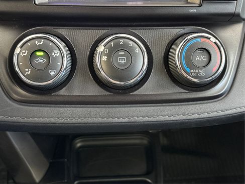 Used 2018 Toyota RAV4 LE w/ All Weather Liner Package AWD/4WD image 35