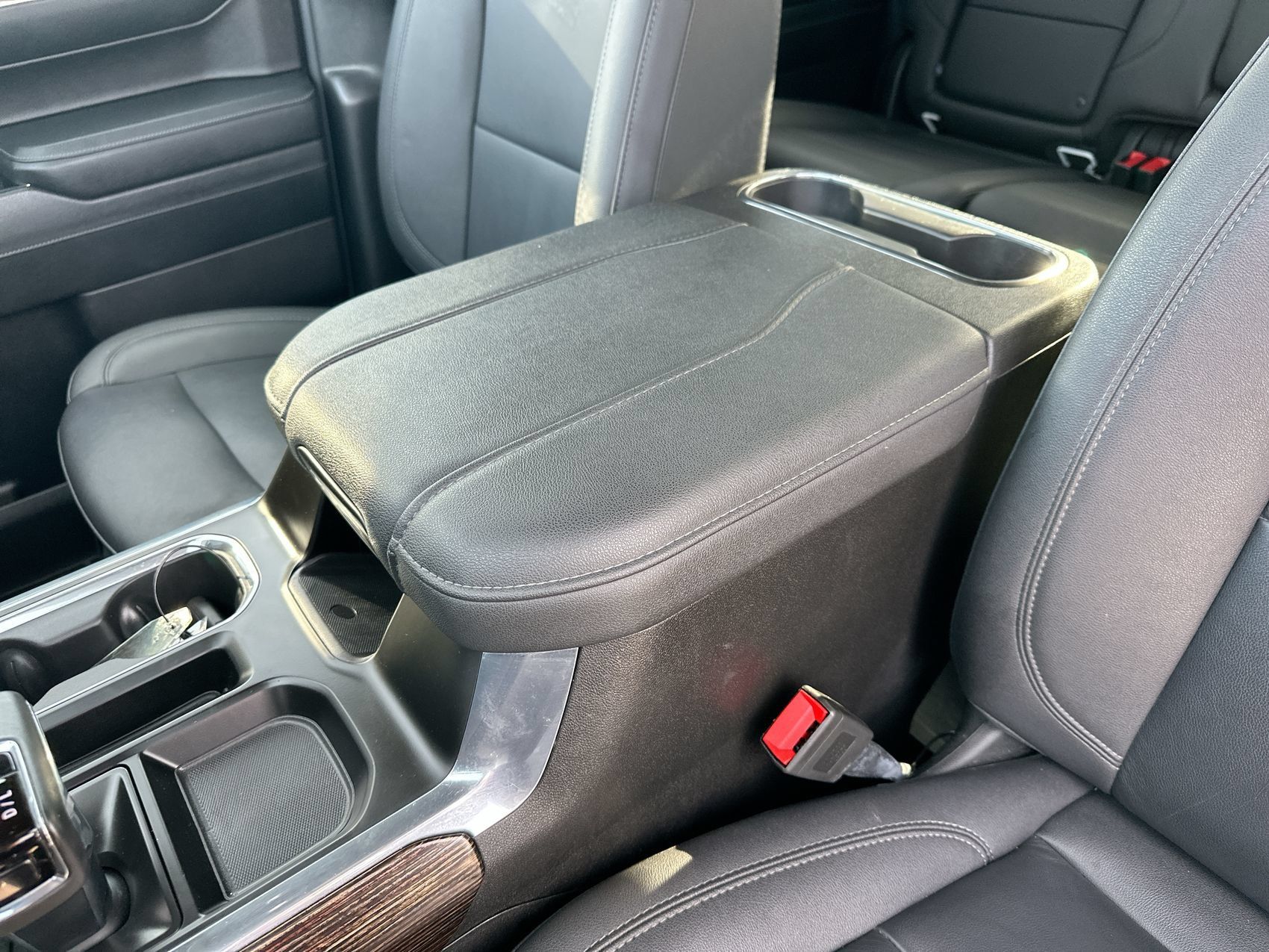 Used 2024 GMC Sierra 1500 Elevation w/ Elevation Premium Package AWD/4WD image 21