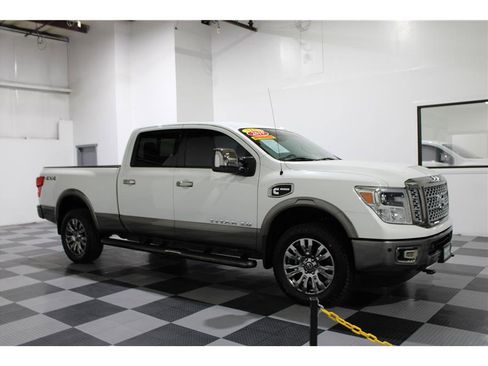 Used 2019 Nissan Titan Platinum Reserve w/ Platinum Utility Package image 1