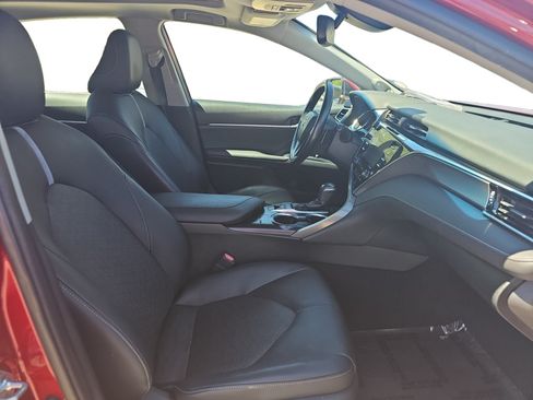 Used 2018 Toyota Camry XSE w/ Driver Assist Package FWD image 17