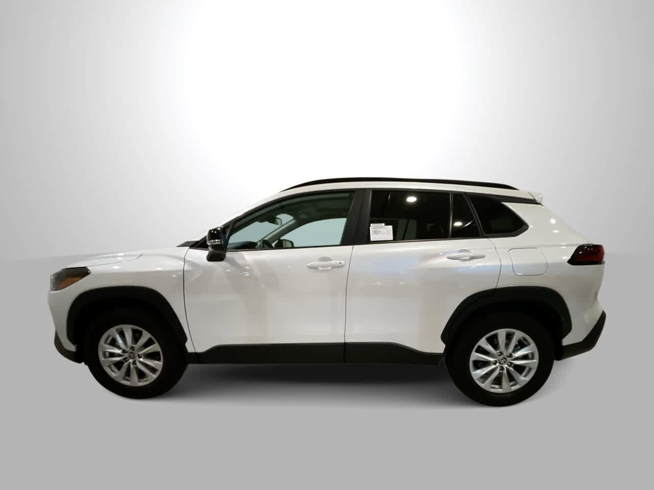New 2026 Toyota Corolla Cross LE w/ Moonroof Package AWD/4WD image 5